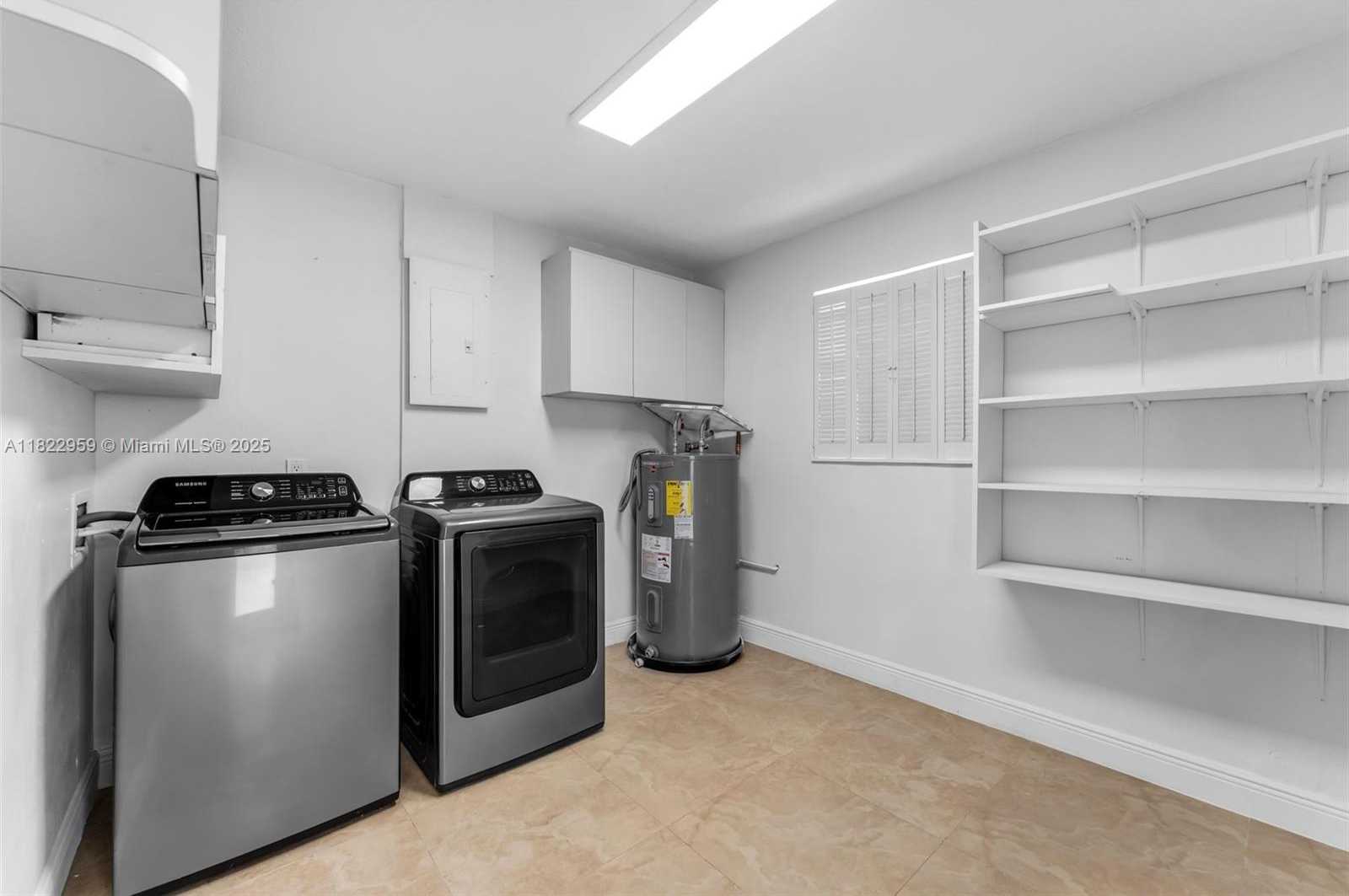 Small Image of 9140 SOUTH WEST 45TH TER, Miami Number 13