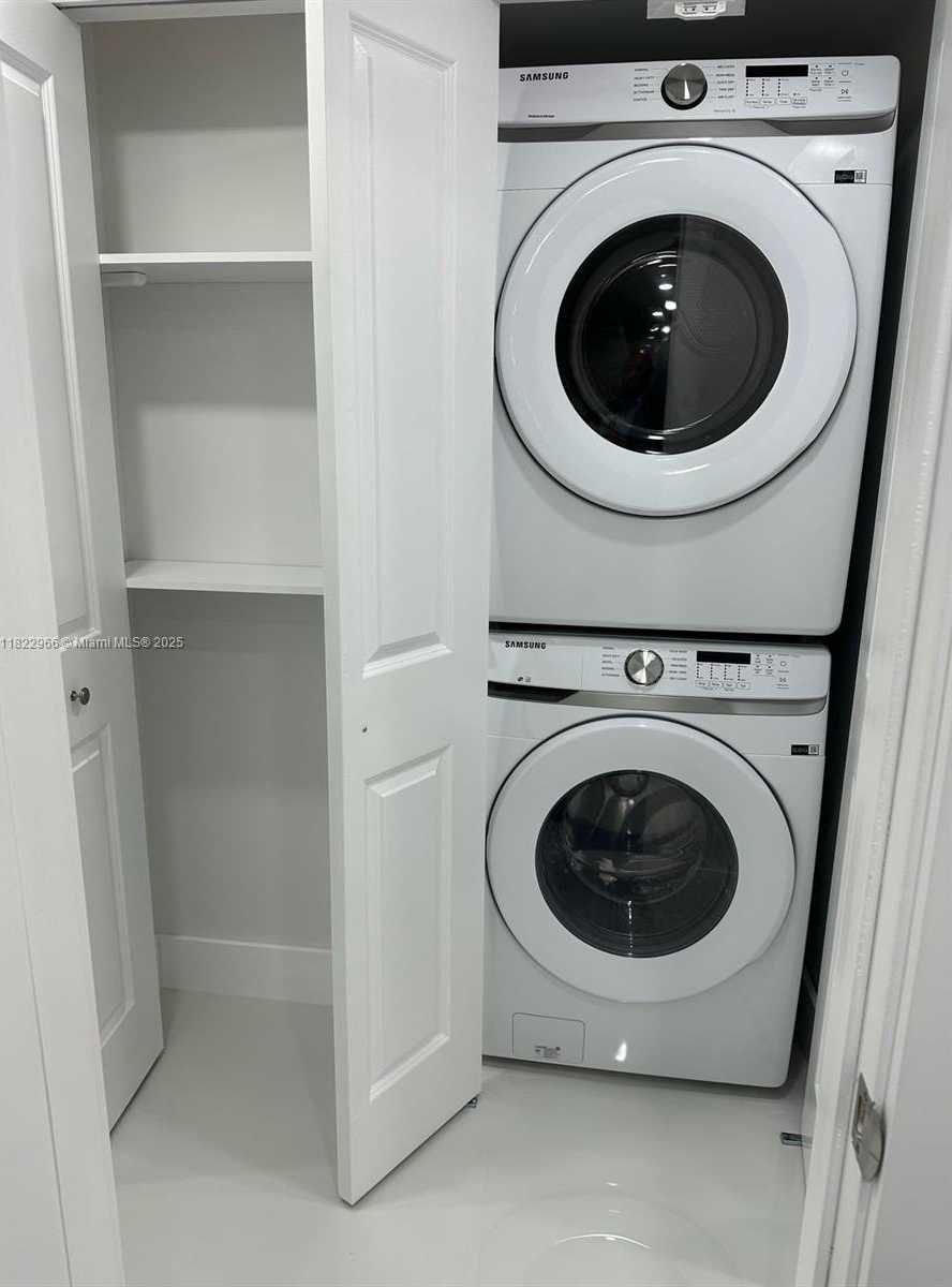 Small Image of 140 NORTH WEST 87TH AVE #G103, Miami Number 11