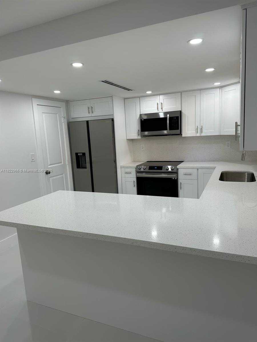 Small Image of 140 NORTH WEST 87TH AVE #G103, Miami Number 6