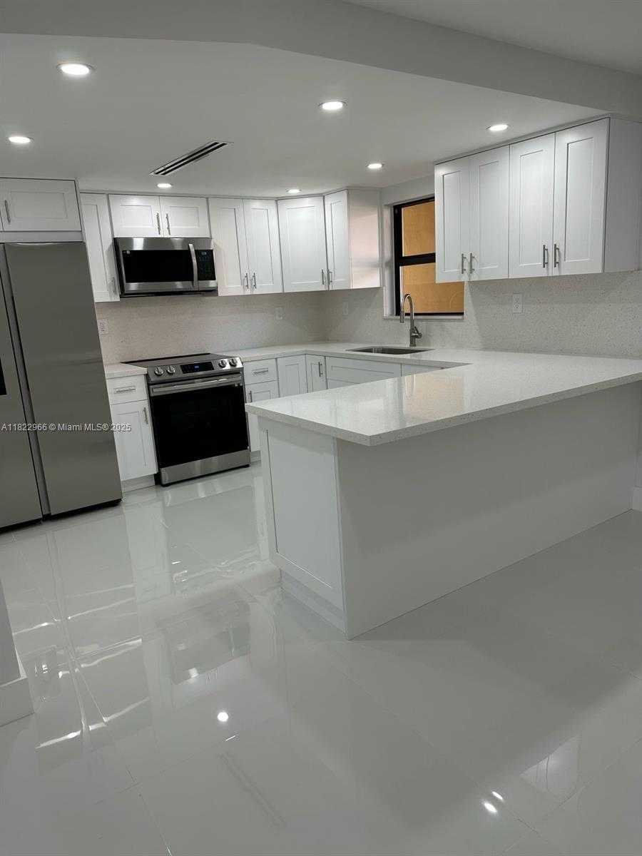 Small Image of 140 NORTH WEST 87TH AVE #G103, Miami Number 7