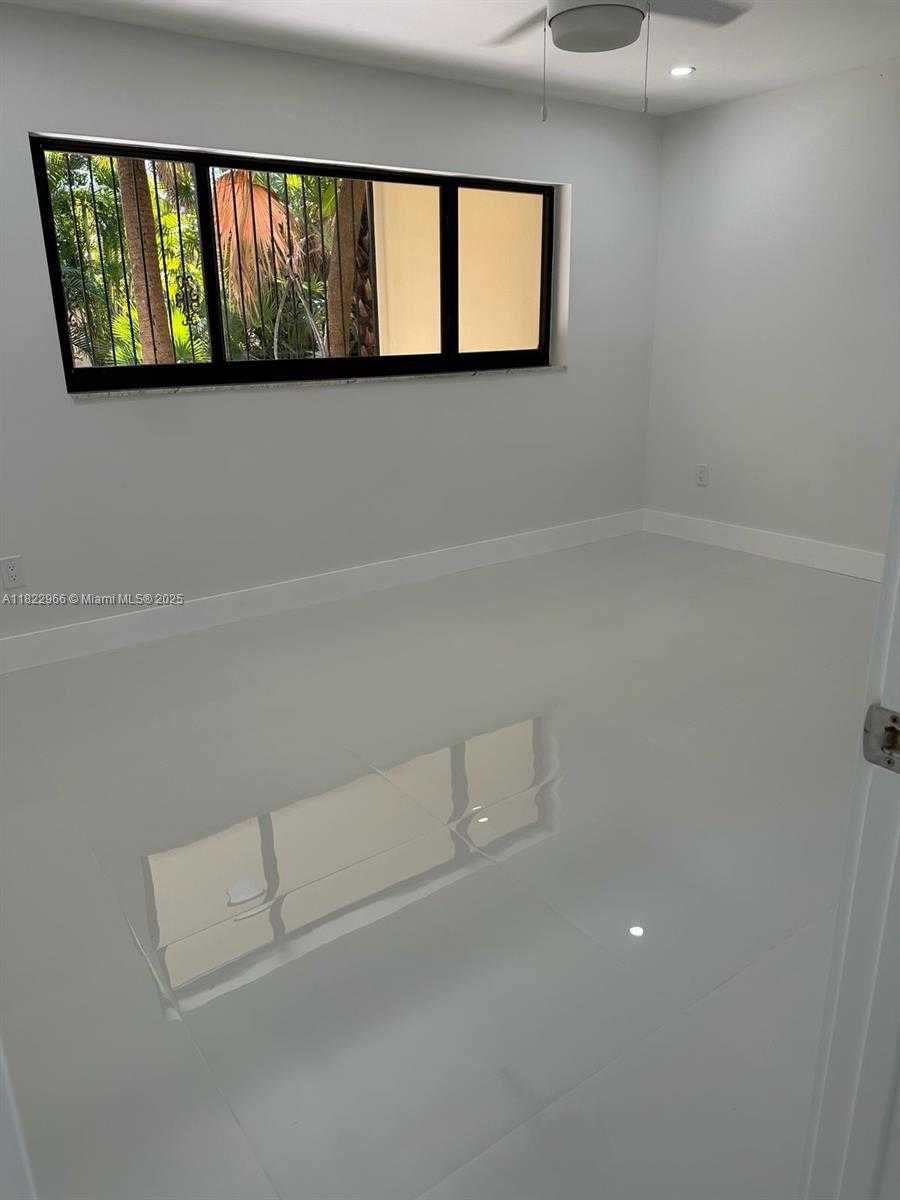 Small Image of 140 NORTH WEST 87TH AVE #G103, Miami Number 9