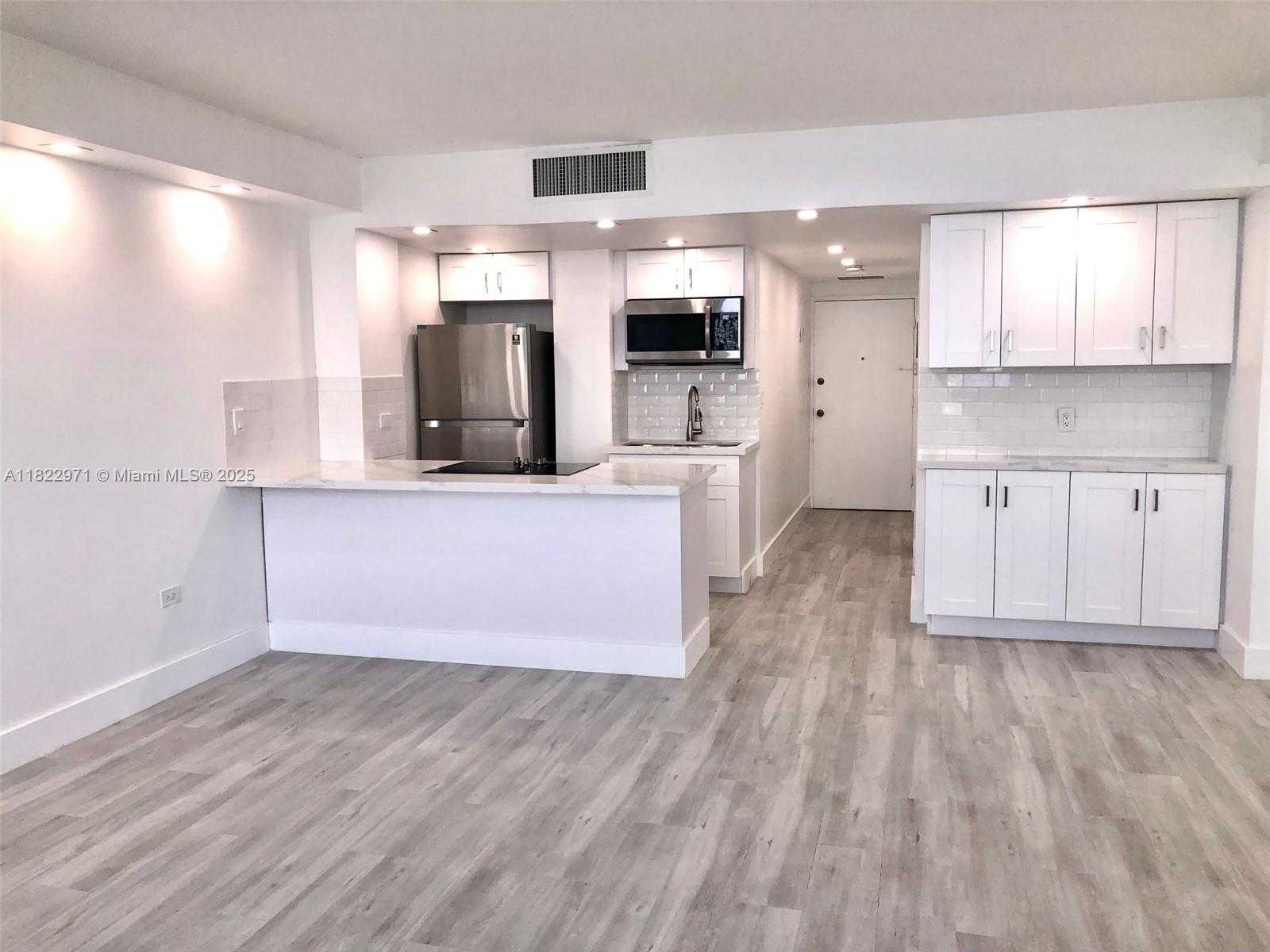 Small Image of 905 BRICKELL BAY DR #2029, Miami Number 19