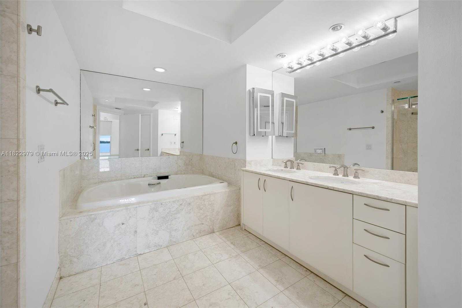 Small Image of 1331 BRICKELL BAY DR #911, Miami Number 12