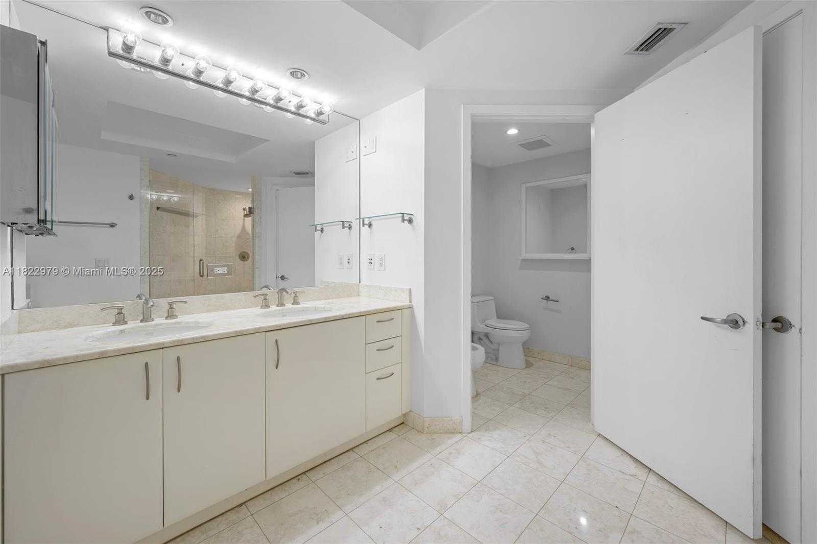 Small Image of 1331 BRICKELL BAY DR #911, Miami Number 13