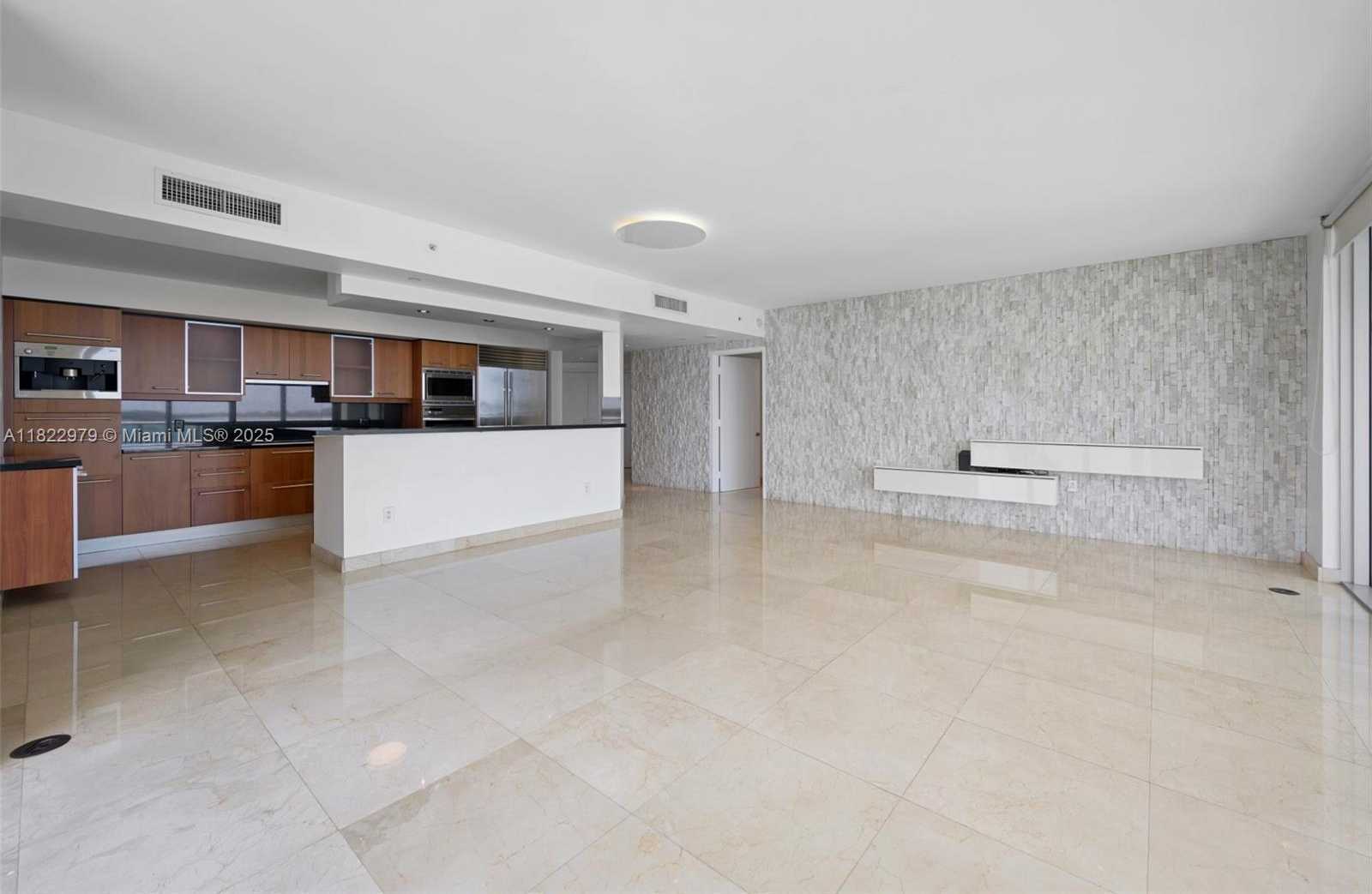 Small Image of 1331 BRICKELL BAY DR #911, Miami Number 8