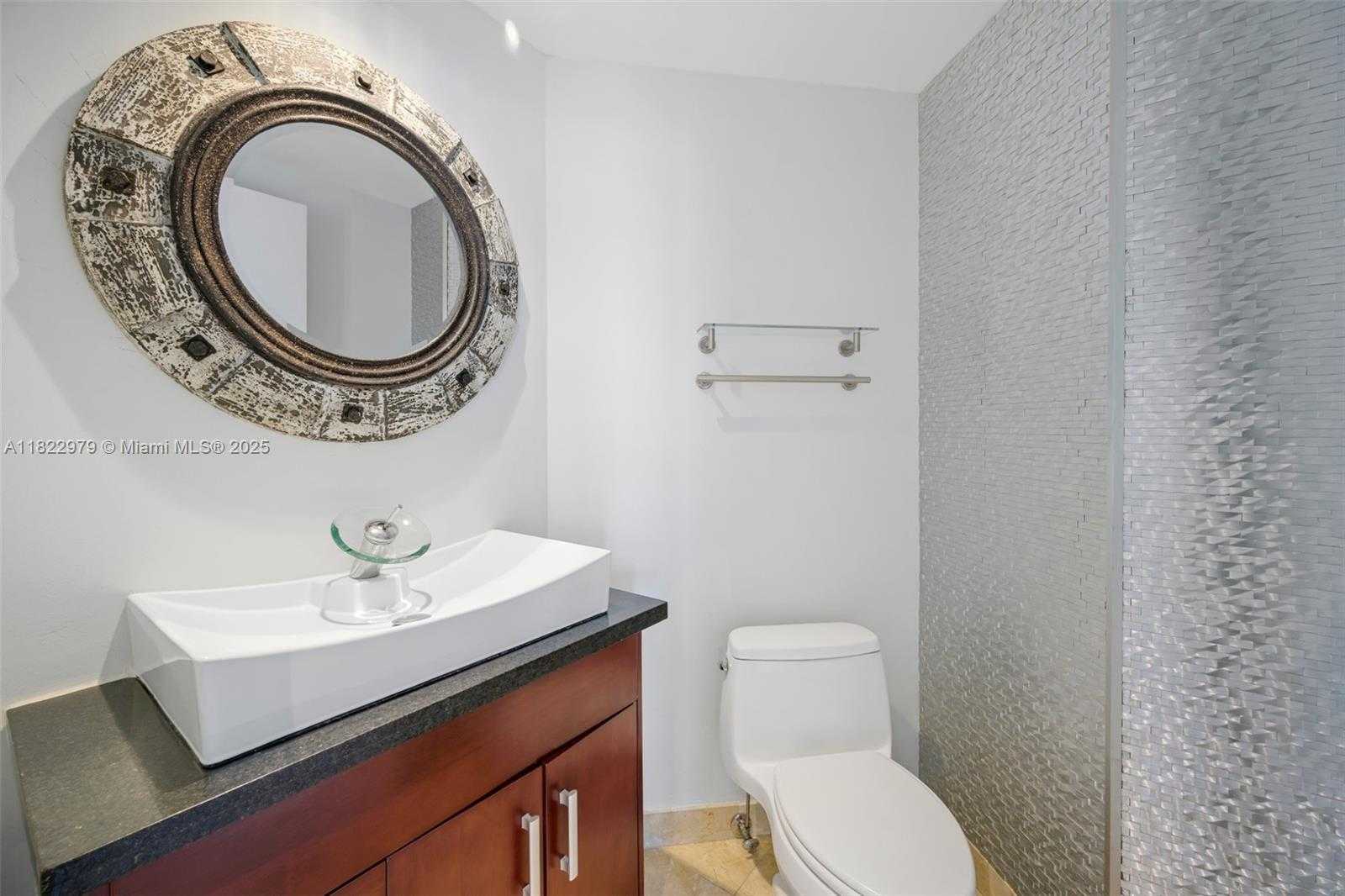 Small Image of 1331 BRICKELL BAY DR #911, Miami Number 9