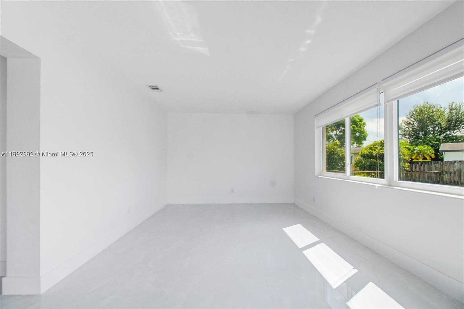 Small Image of 8441 NORTH WEST 18TH ST #18TH STREET, Pembroke Pines Number 17