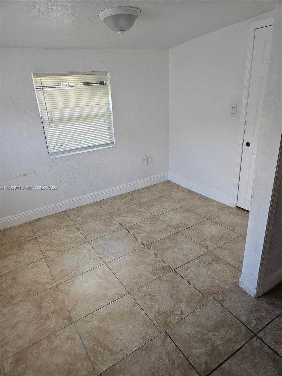 Small Image of 156 NORTH EAST 78TH ST #A, Miami Number 5