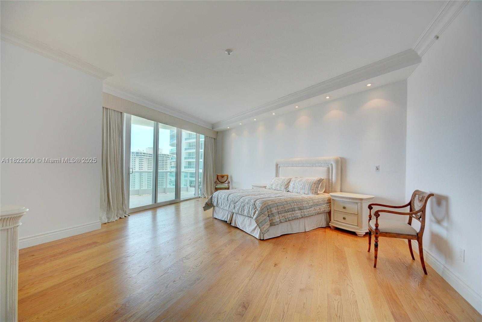 Small Image of 20155 NORTH EAST 38TH CT #2201, Aventura Number 24