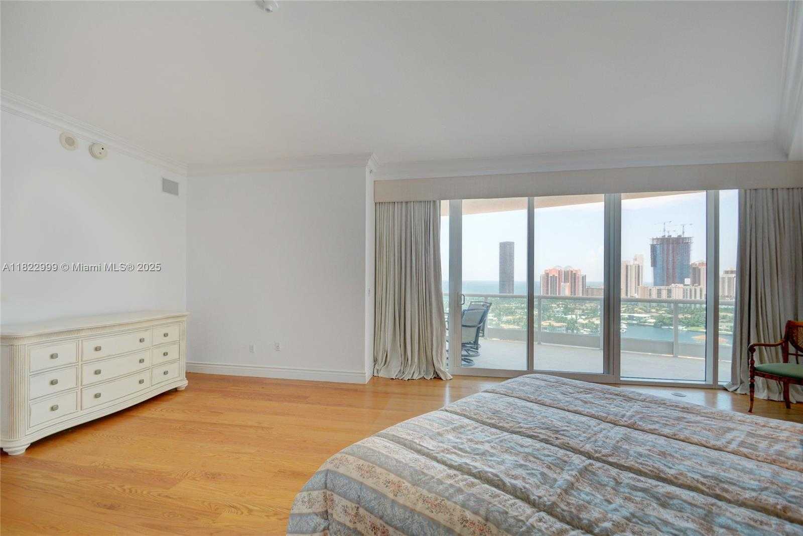 Small Image of 20155 NORTH EAST 38TH CT #2201, Aventura Number 27