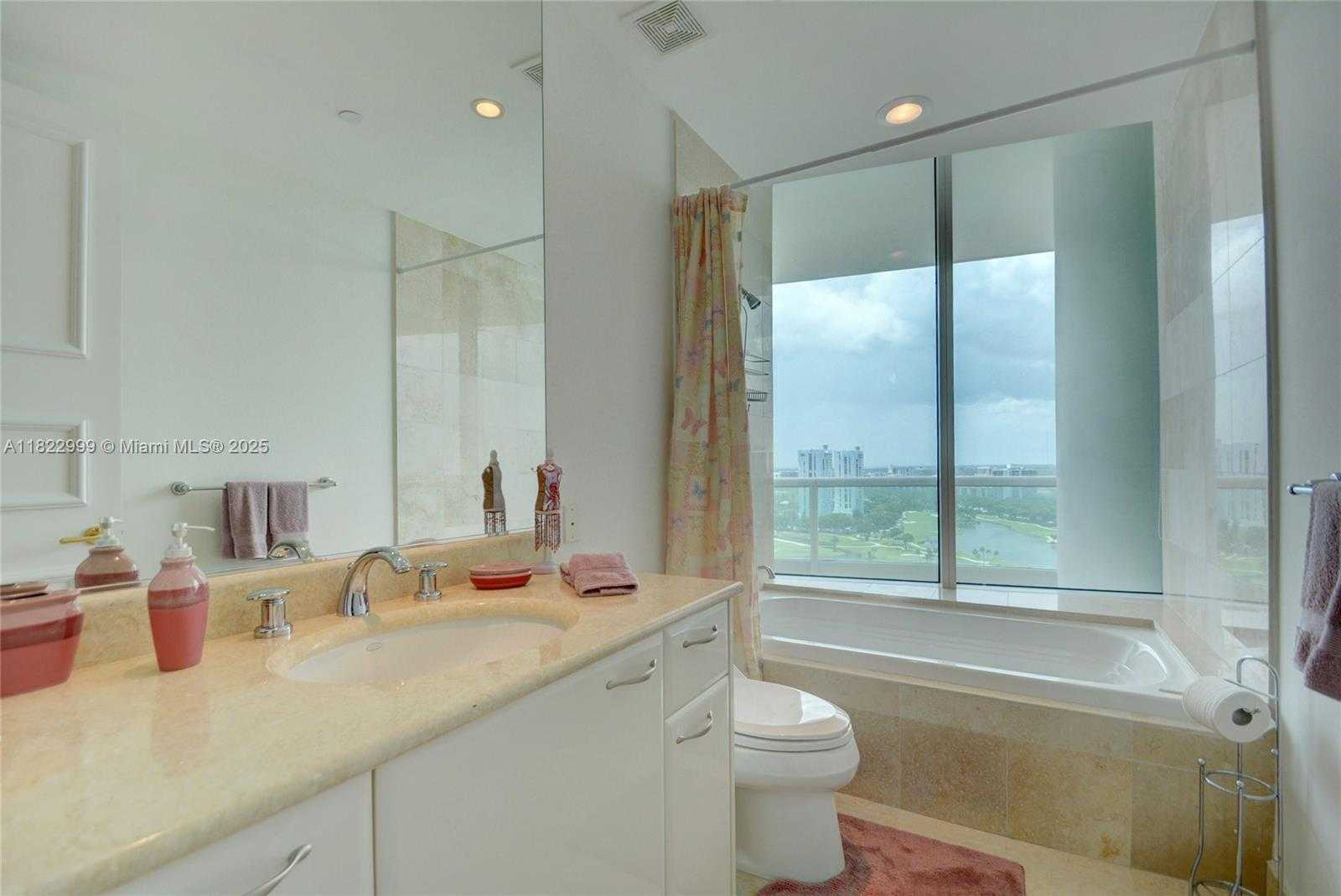 Small Image of 20155 NORTH EAST 38TH CT #2201, Aventura Number 38