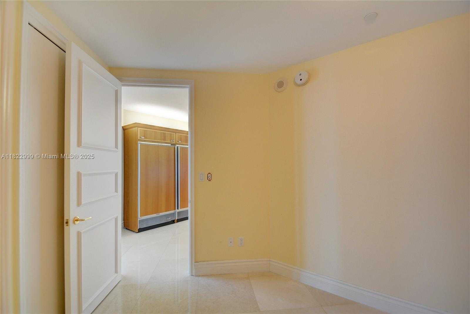 Small Image of 20155 NORTH EAST 38TH CT #2201, Aventura Number 43