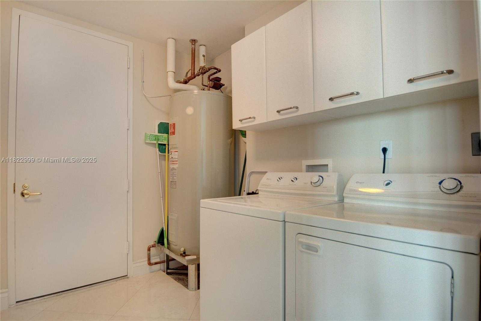 Small Image of 20155 NORTH EAST 38TH CT #2201, Aventura Number 45