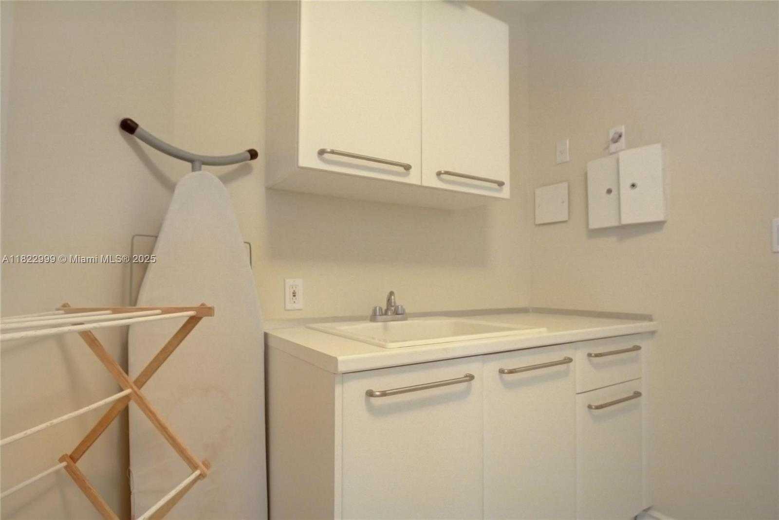 Small Image of 20155 NORTH EAST 38TH CT #2201, Aventura Number 46