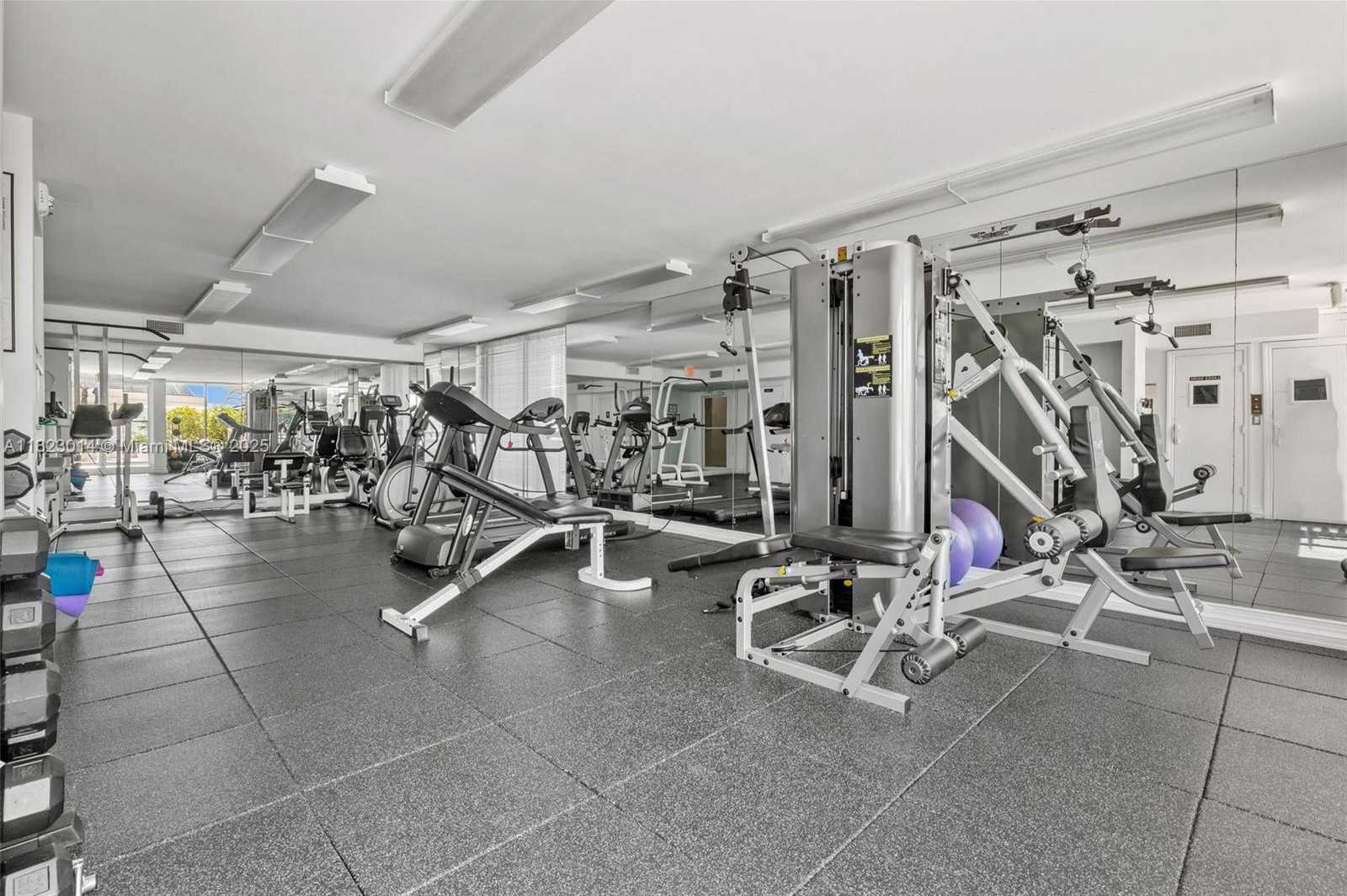 Small Image of 1775 WASHINGTON AVE #4C, Miami Beach Number 25