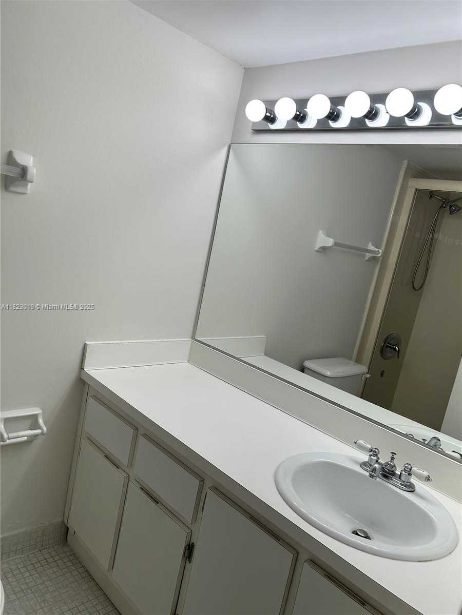 Small Image of 5900 SOUTH WEST 127TH AVE #3412, Miami Number 17