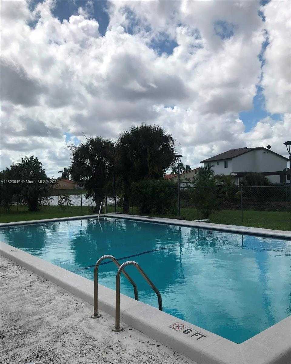 Small Image of 5900 SOUTH WEST 127TH AVE #3412, Miami Number 31