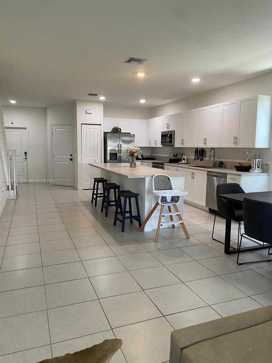 Small Image of 25417 SOUTH WEST 108TH CT, Homestead Number 7