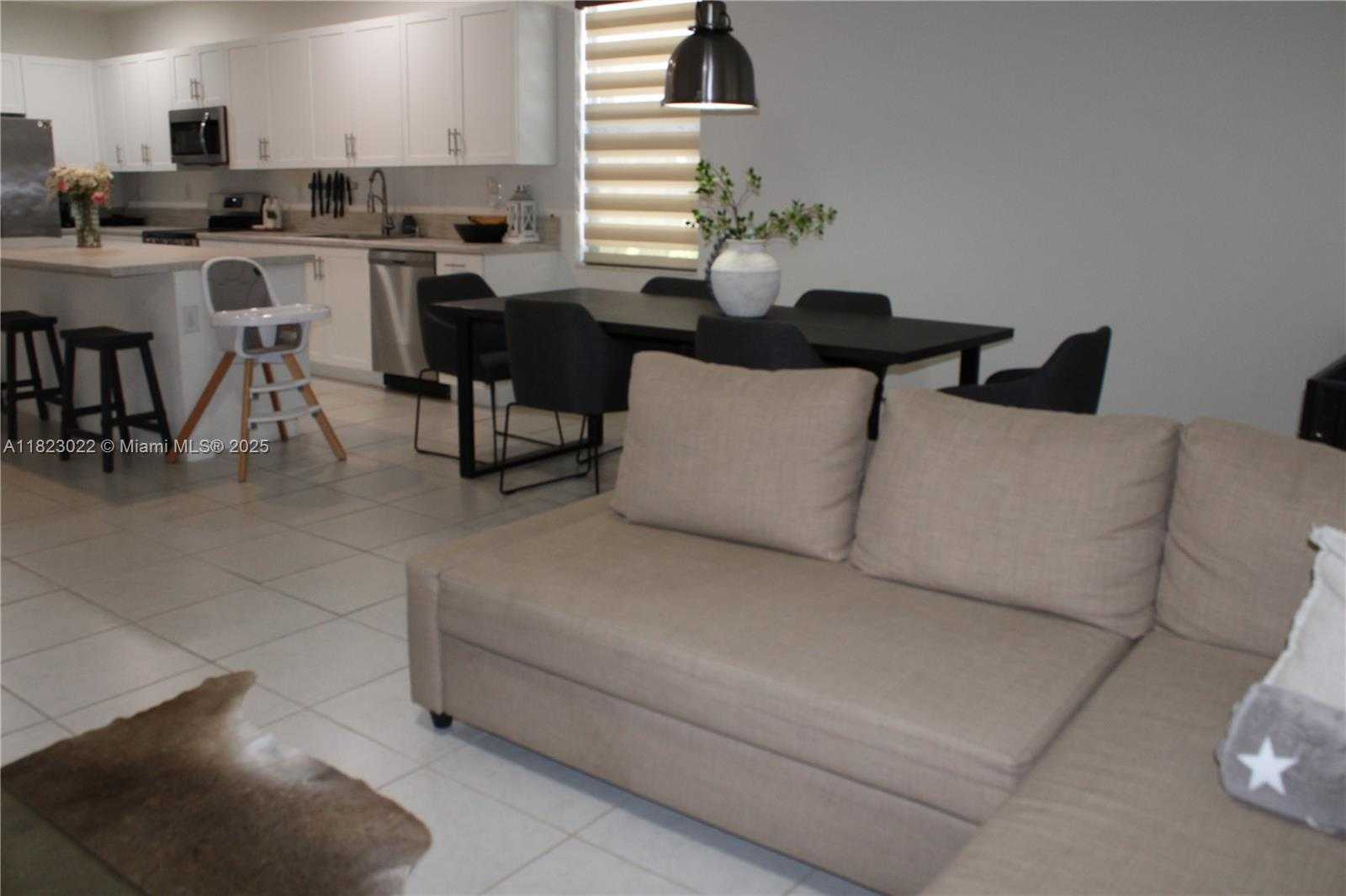 Small Image of 25417 SOUTH WEST 108TH CT, Homestead Number 9