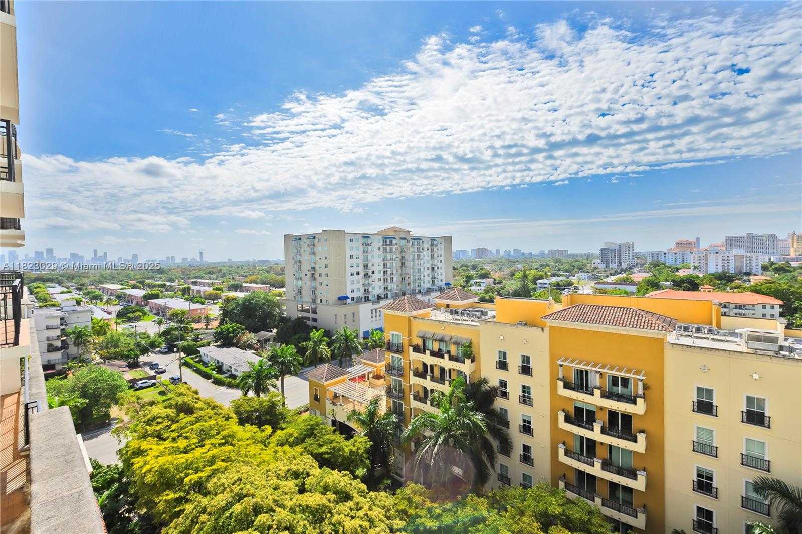 Small Image of 888 SOUTH DOUGLAS RD #910, Coral Gables Number 21