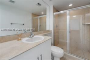 Small Image of 325 SOUTH BISCAYNE #1626, Miami Number 20