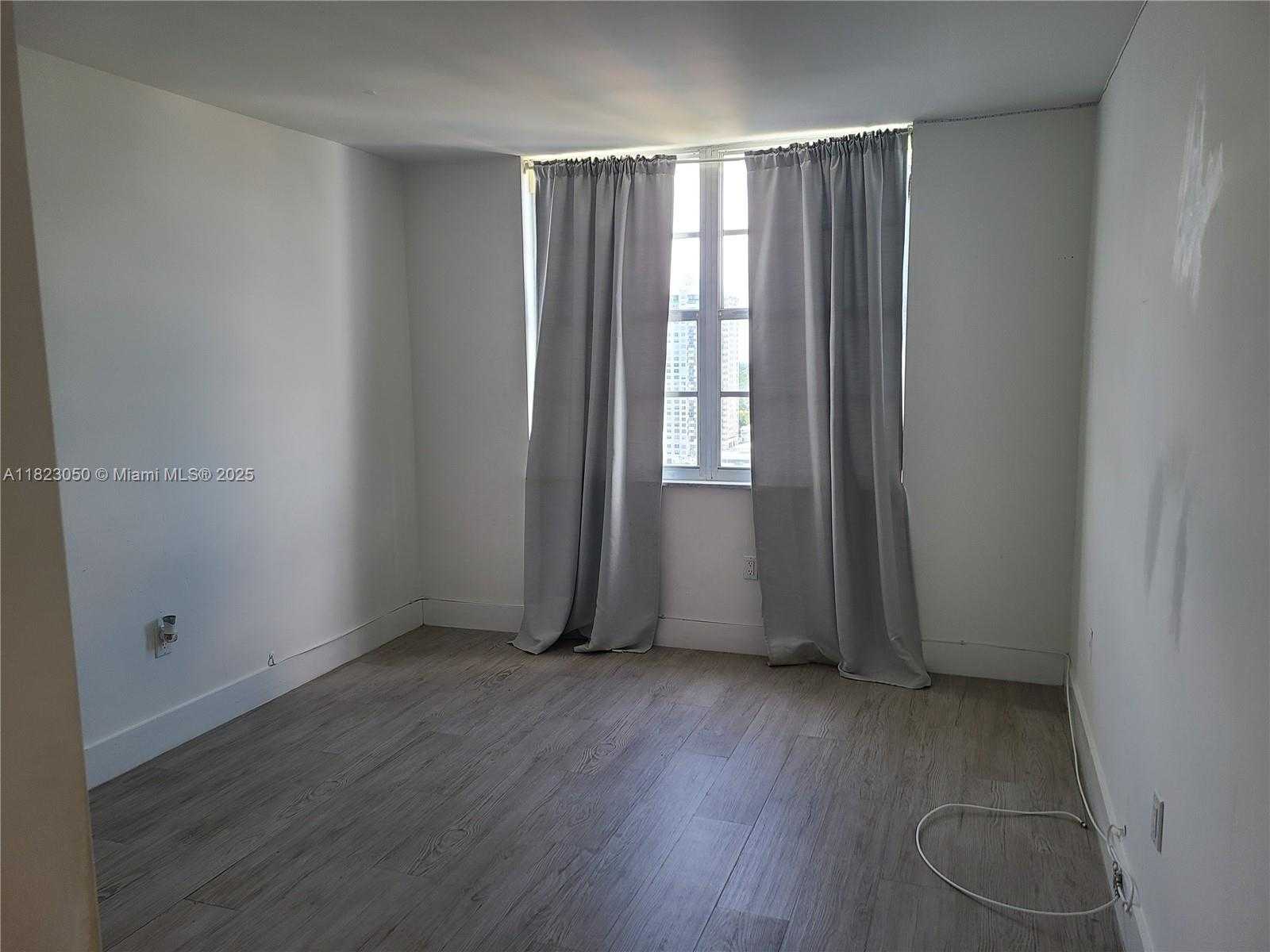 Small Image of 2851 NORTH EAST 183RD ST #1812E, Aventura Number 12
