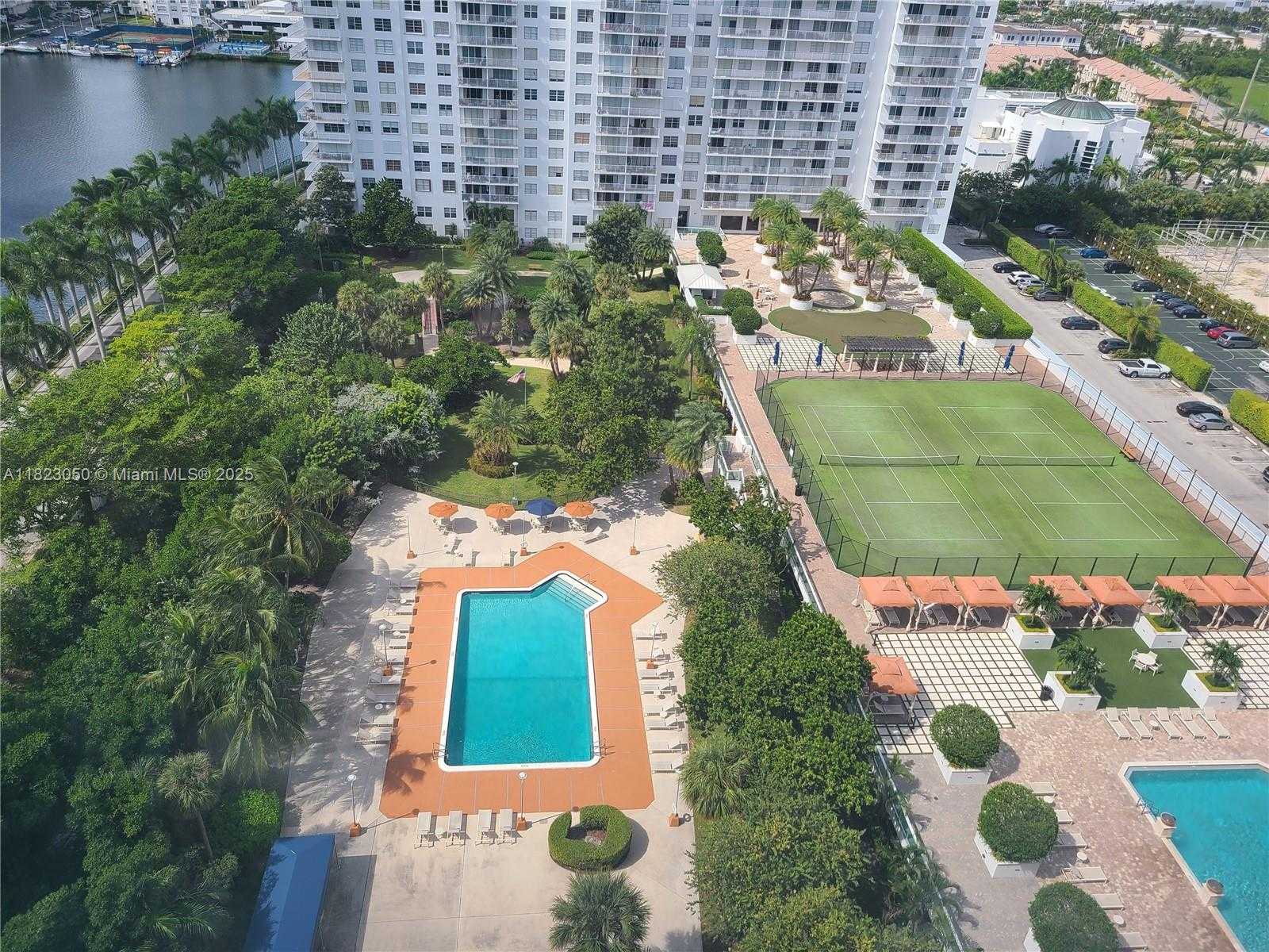 Small Image of 2851 NORTH EAST 183RD ST #1812E, Aventura Number 18