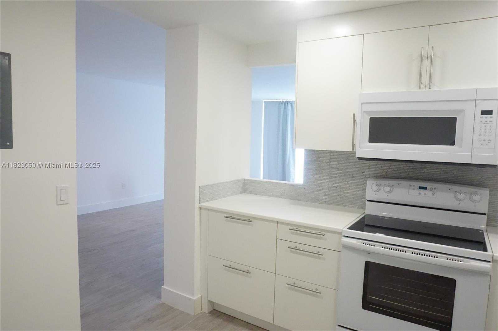 Small Image of 2851 NORTH EAST 183RD ST #1812E, Aventura Number 8