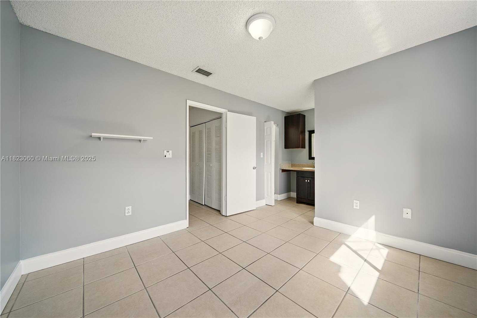 Small Image of 14907 SOUTH WEST 80TH ST #207, Miami Number 14