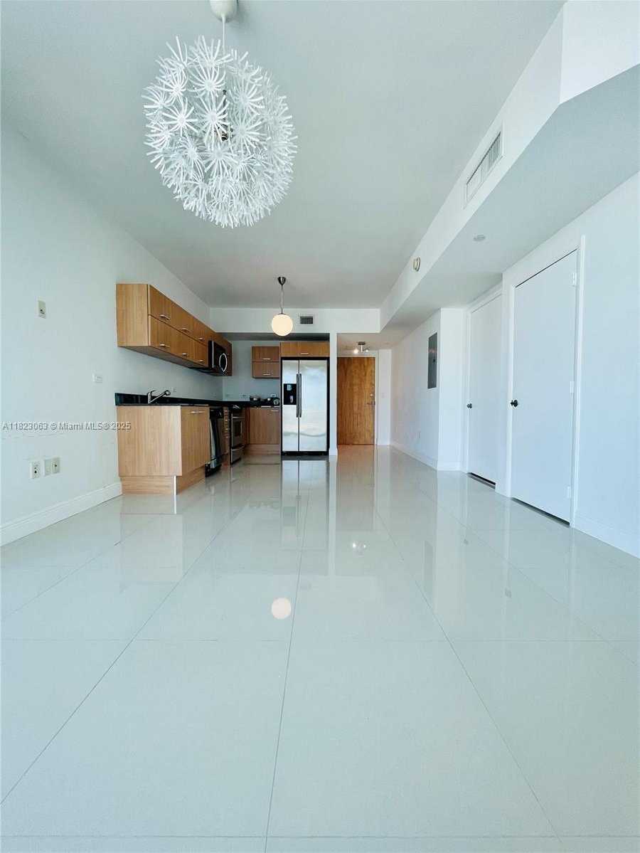 Small Image of 350 SOUTH MIAMI AVE #3411, Miami Number 2