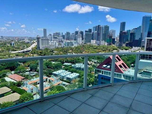 Small Image of 2101 BRICKELL AVE #2301, Miami Number 5