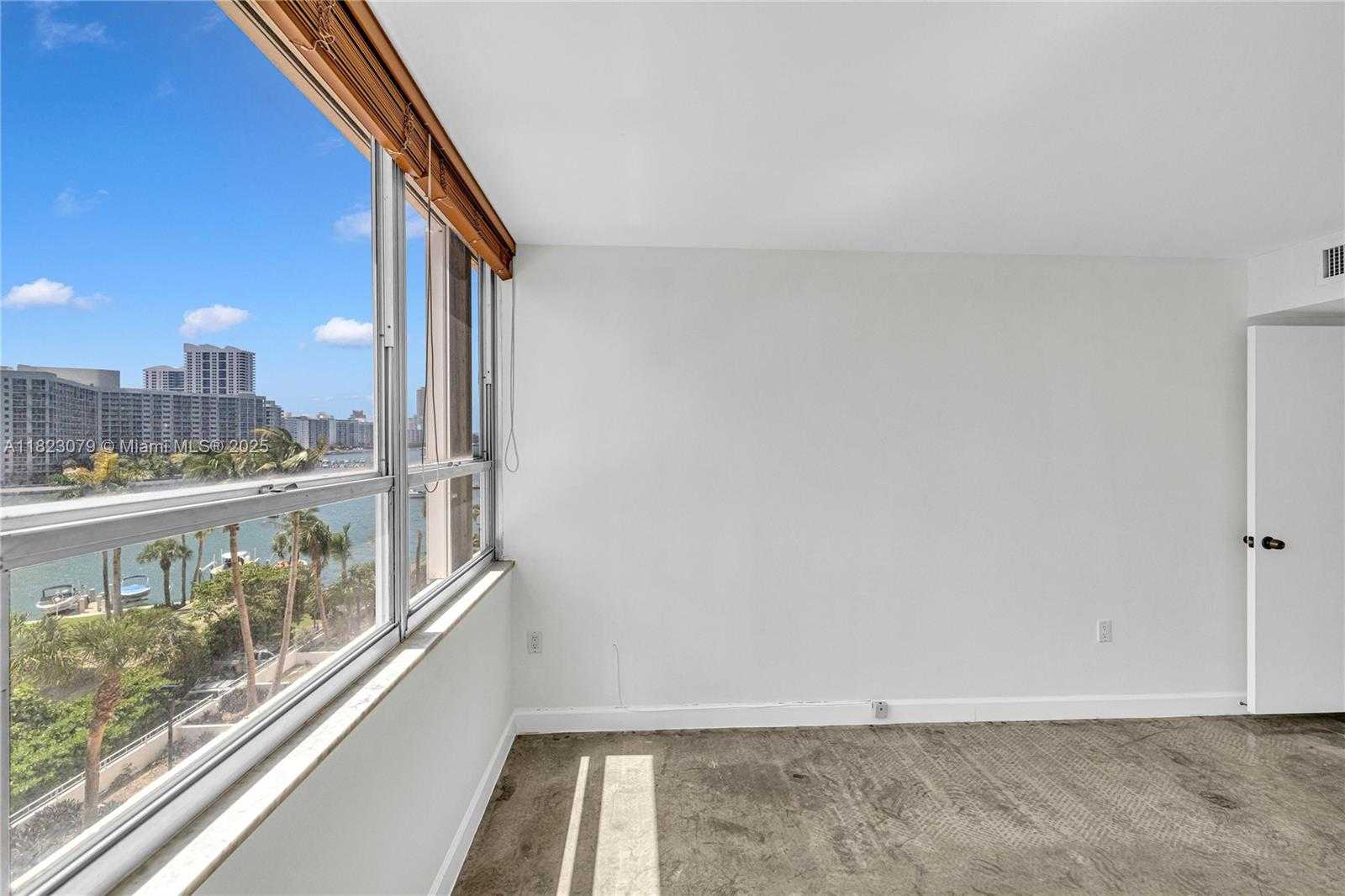 Small Image of 11 ISLAND AVE #608, Miami Beach Number 13