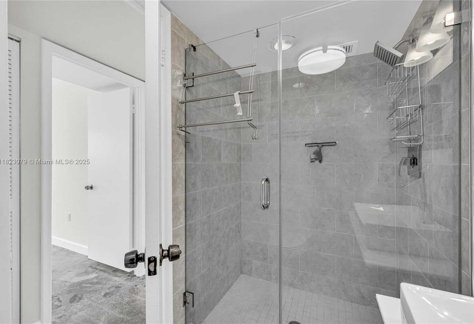 Small Image of 11 ISLAND AVE #608, Miami Beach Number 15