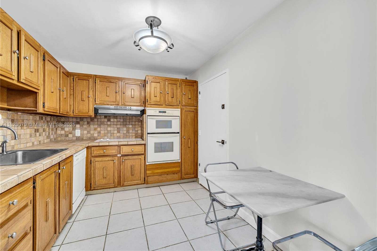 Small Image of 11 ISLAND AVE #608, Miami Beach Number 21