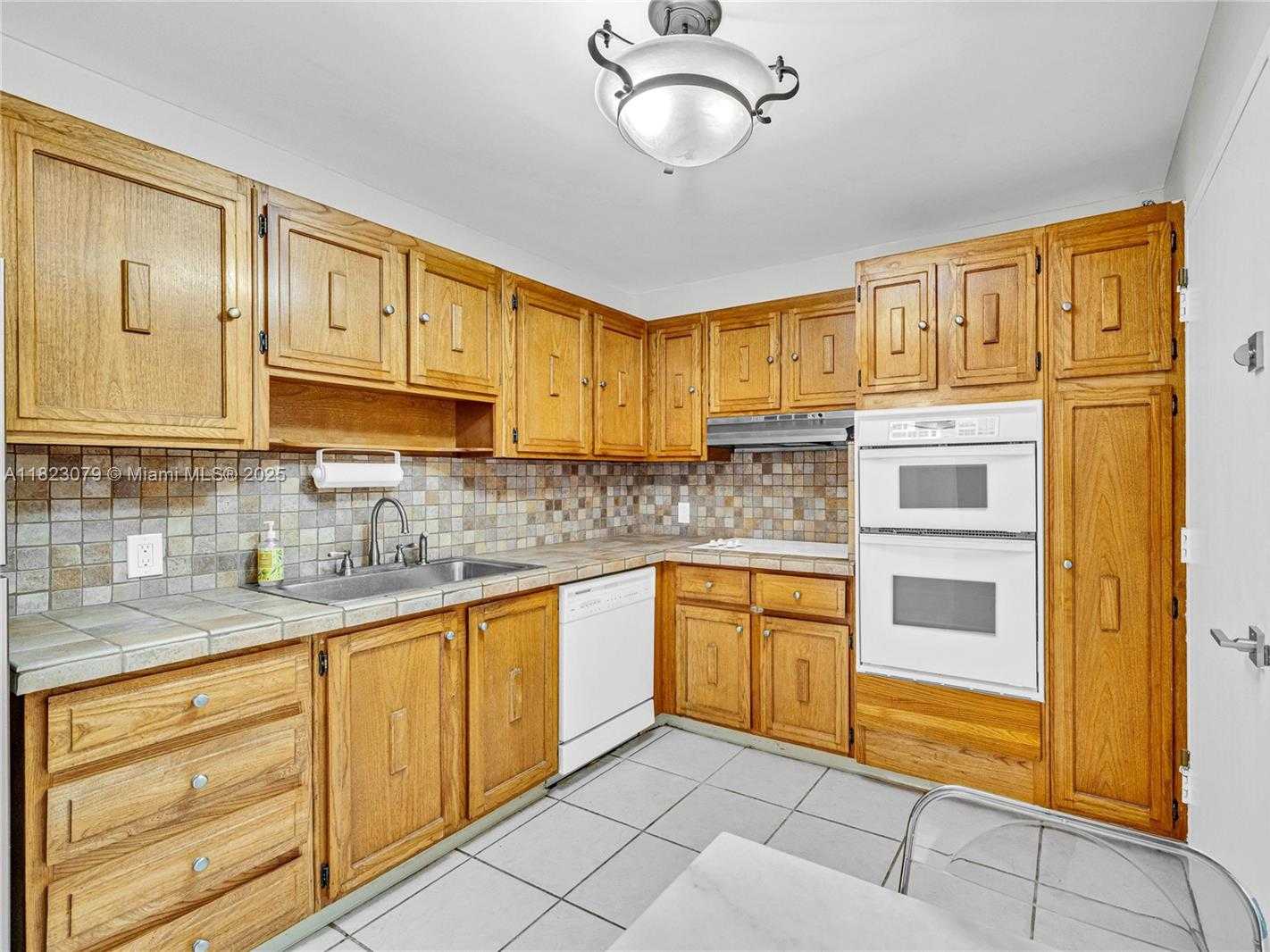 Small Image of 11 ISLAND AVE #608, Miami Beach Number 22