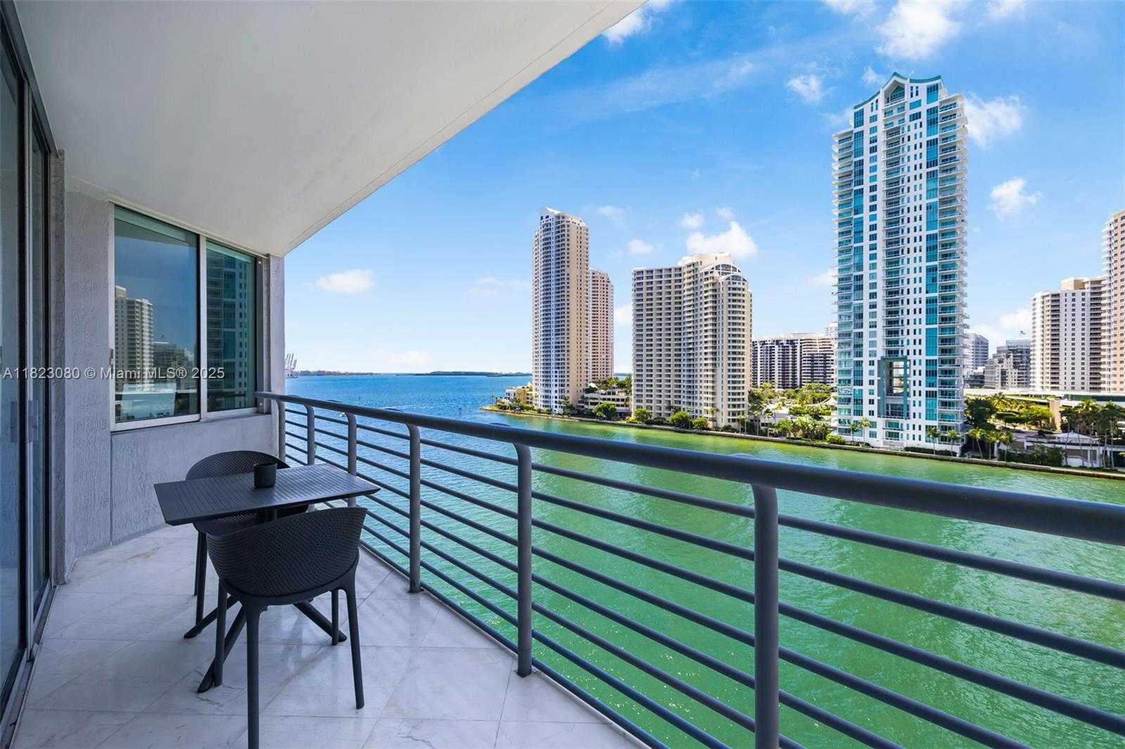 Small Image of 325 SOUTH BISCAYNE BLVD #1019, Miami Number 31