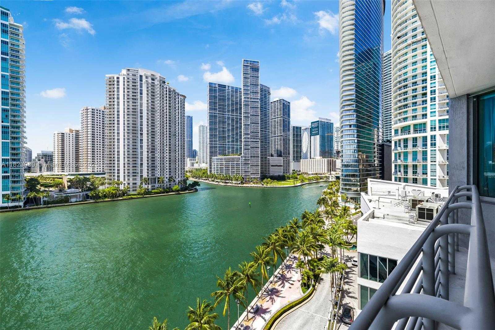 Small Image of 325 SOUTH BISCAYNE BLVD #1019, Miami Number 34