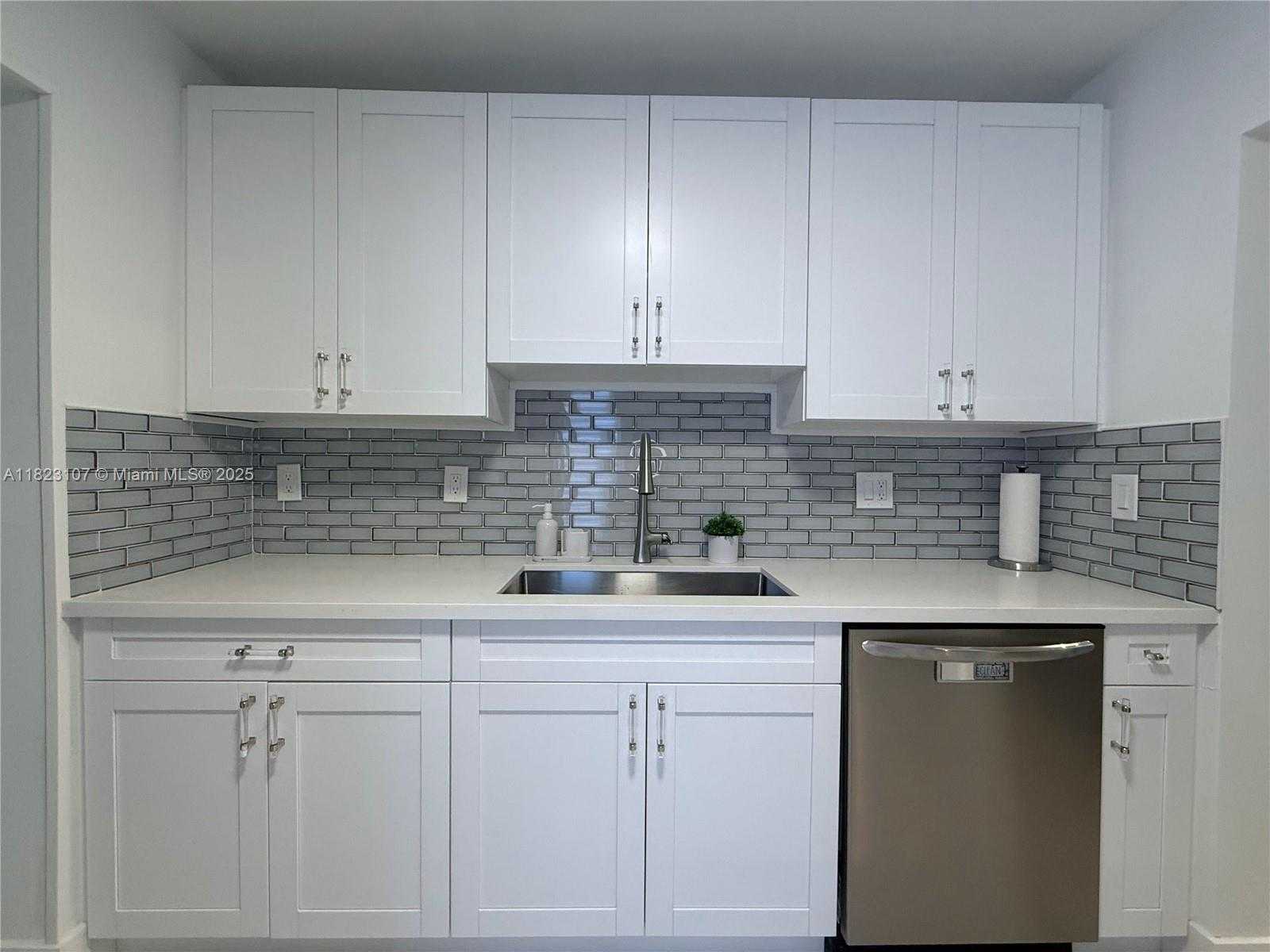 Small Image of South Miami Number 6