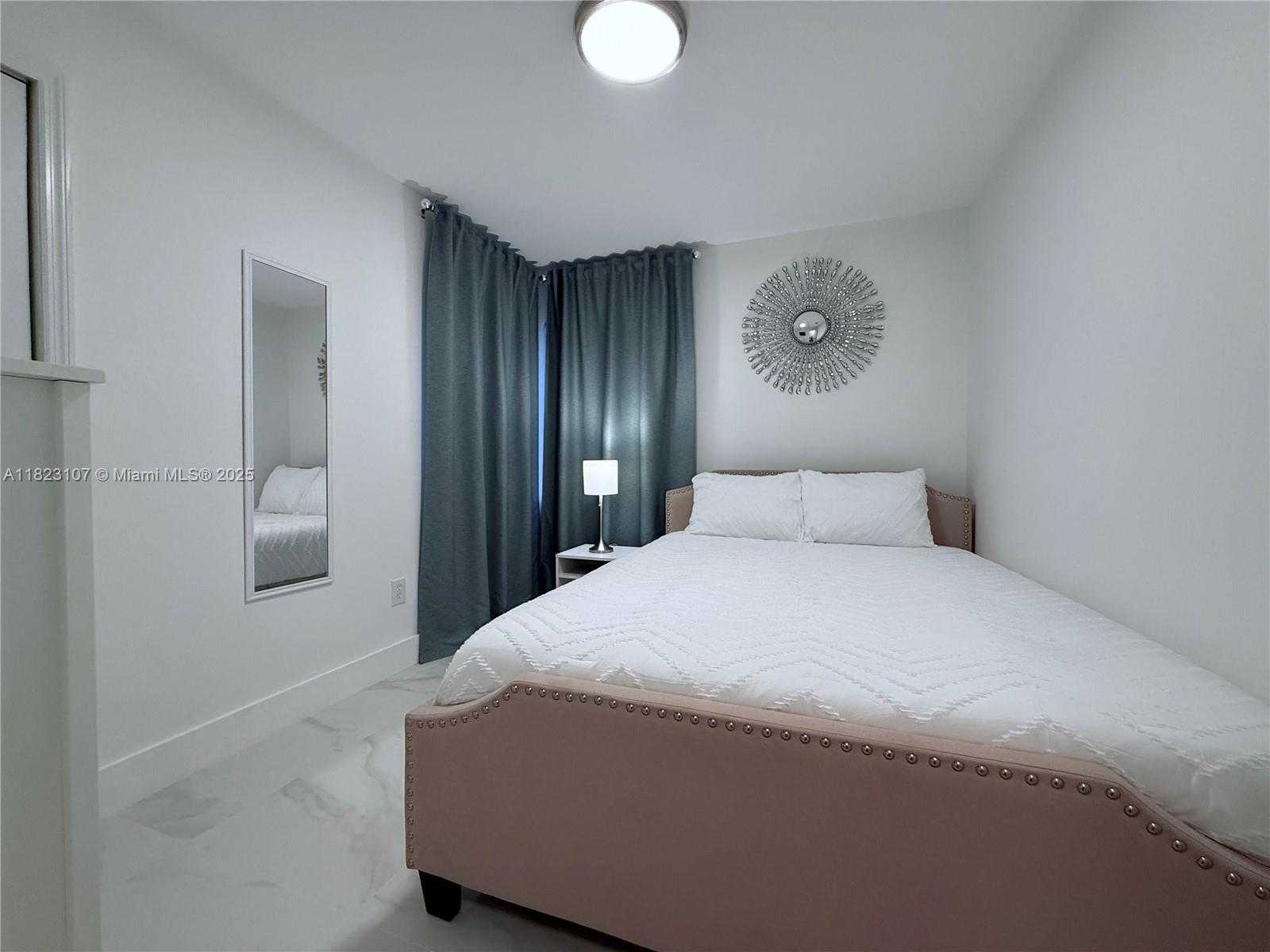 Small Image of South Miami Number 9