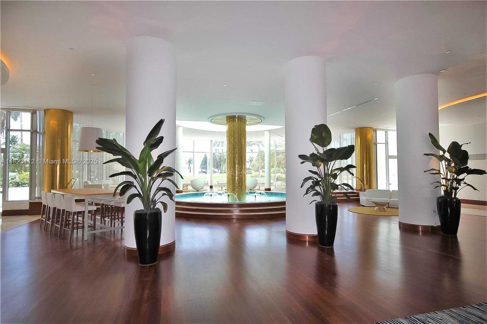 Small Image of 5161 COLLINS AVE #1003, Miami Beach Number 34