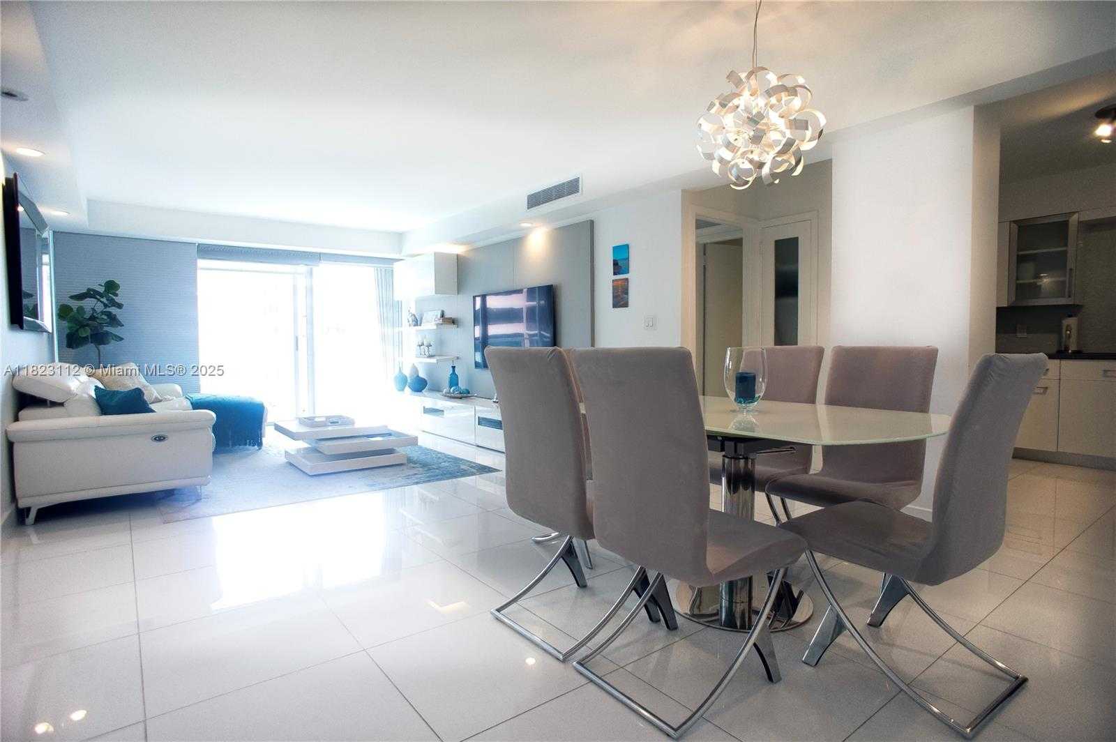 Small Image of 5161 COLLINS AVE #1003, Miami Beach Number 41