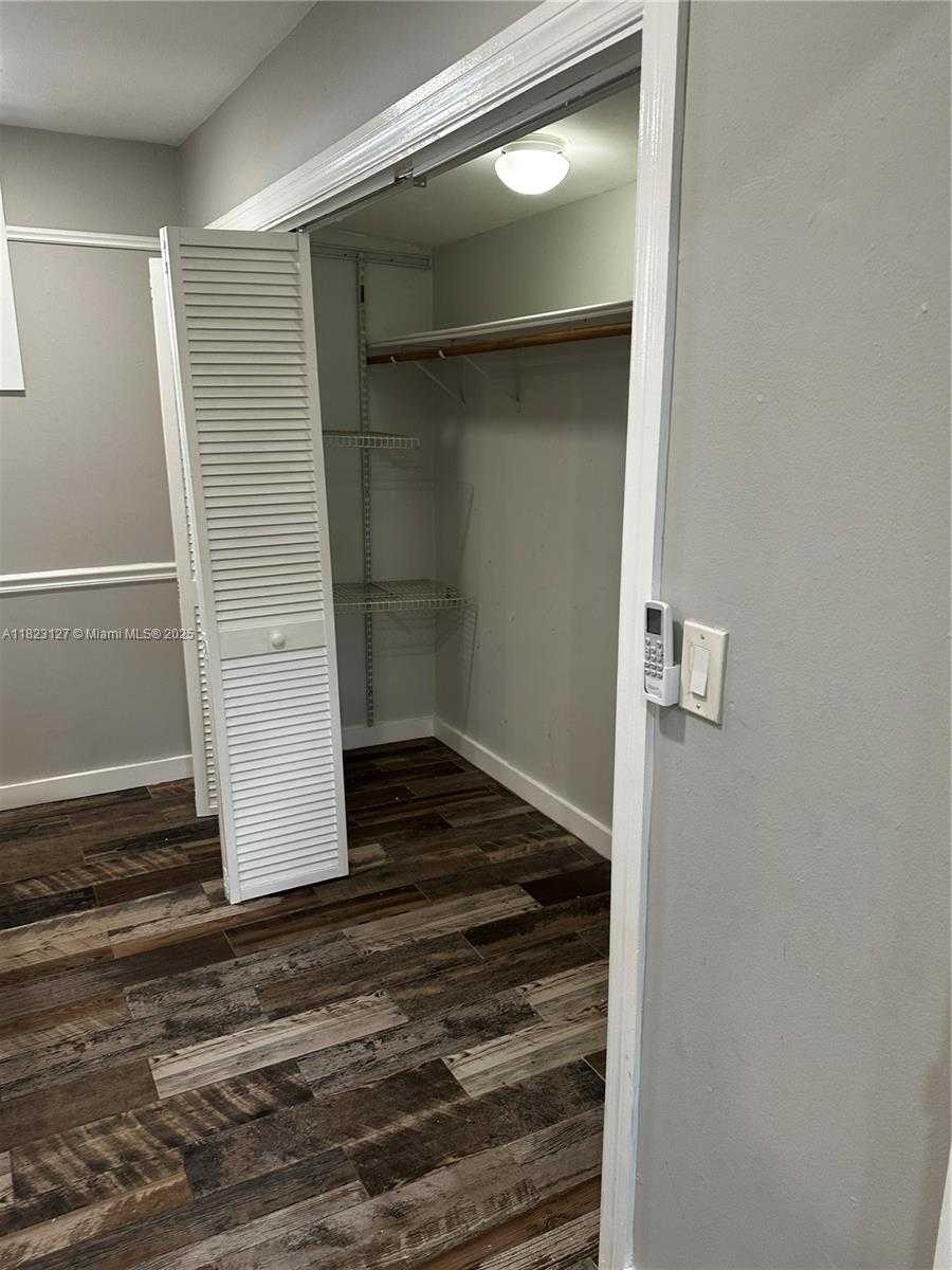 Small Image of 6837 SOUTH WEST 39TH TERRACE #B, South Miami Number 13