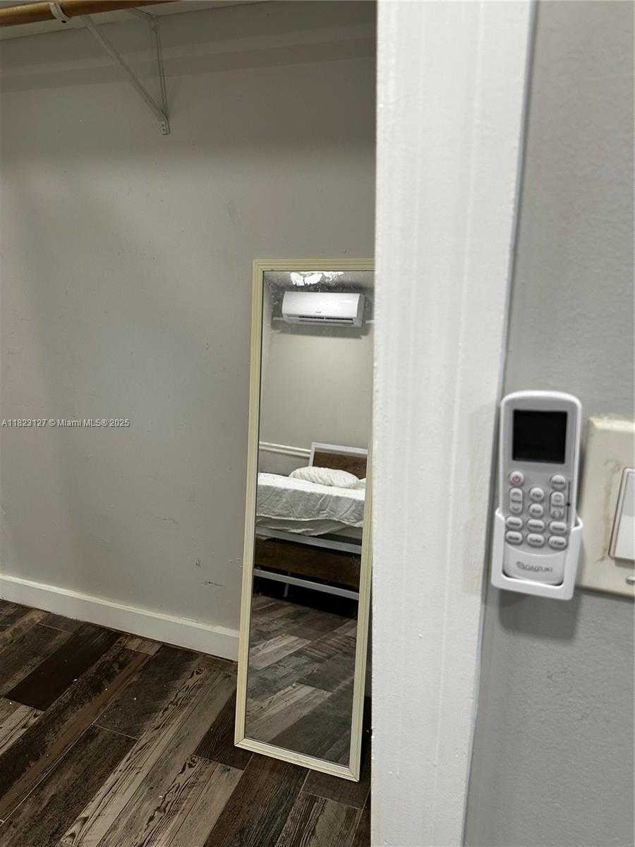 Small Image of 6837 SOUTH WEST 39TH TERRACE #B, South Miami Number 14