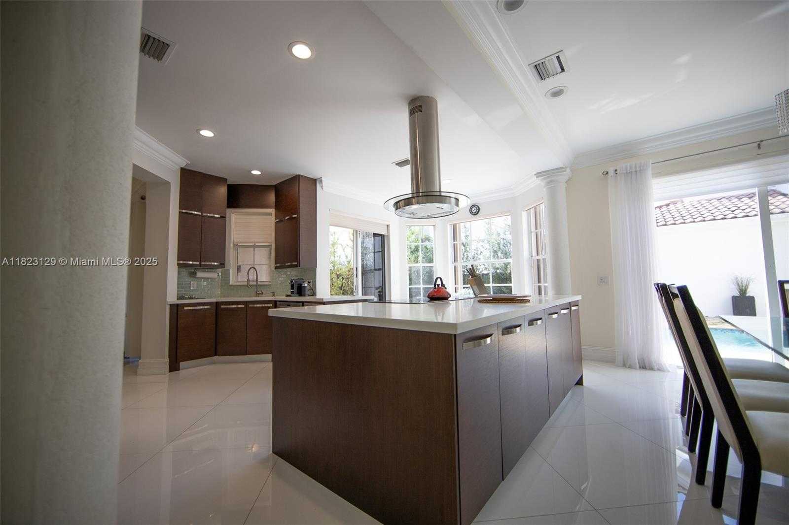 Small Image of 19474 39TH AVE #n/a, Sunny Isles Beach Number 9