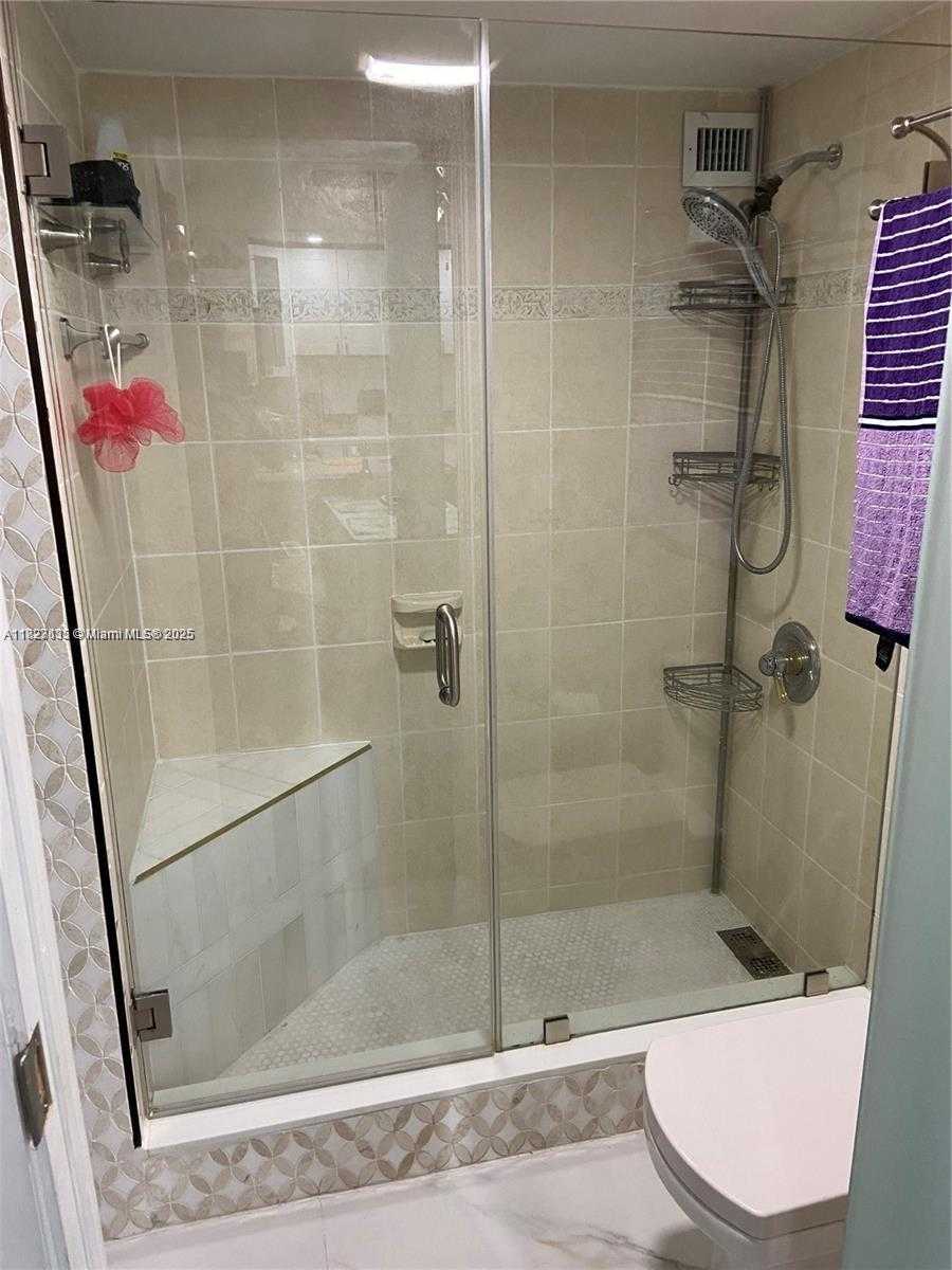 Small Image of 17021 NORTH BAY RD #627, Sunny Isles Beach Number 10