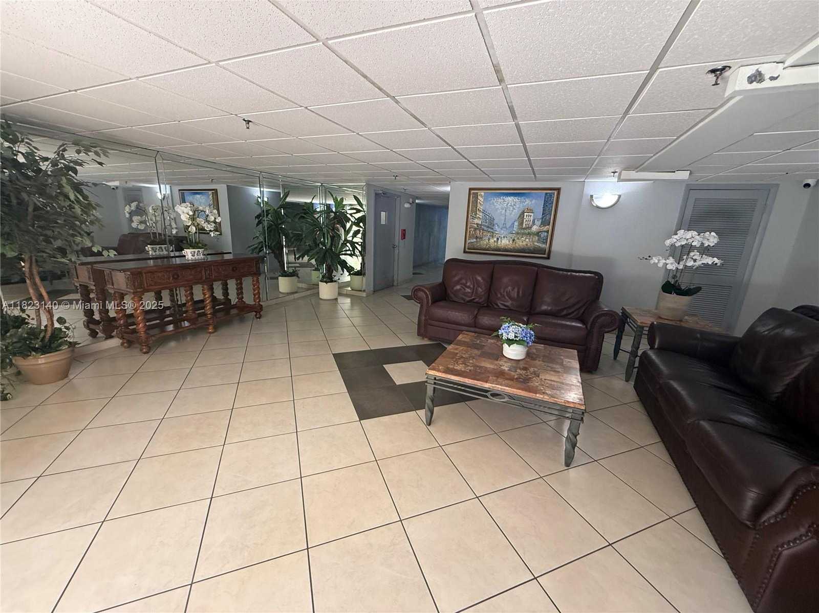 Small Image of 201 180TH DR #112, Sunny Isles Beach Number 17