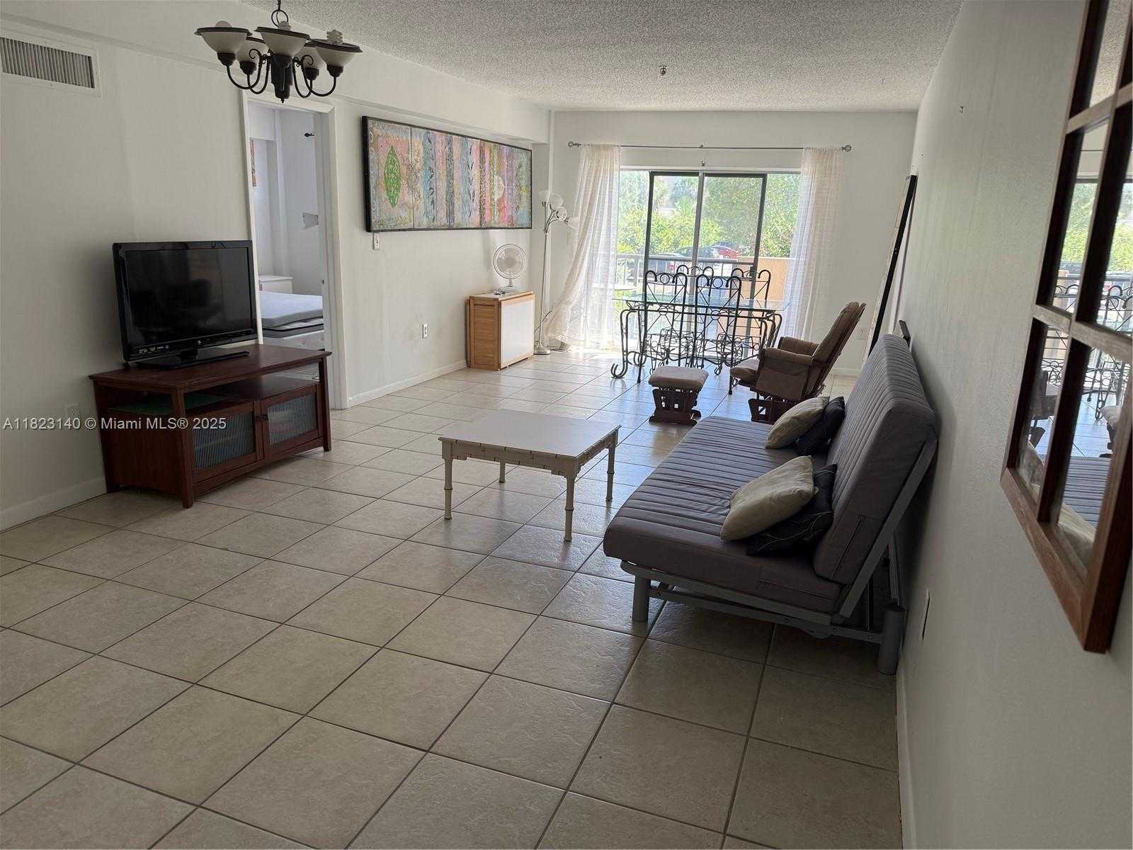 Small Image of 201 180TH DR #112, Sunny Isles Beach Number 7