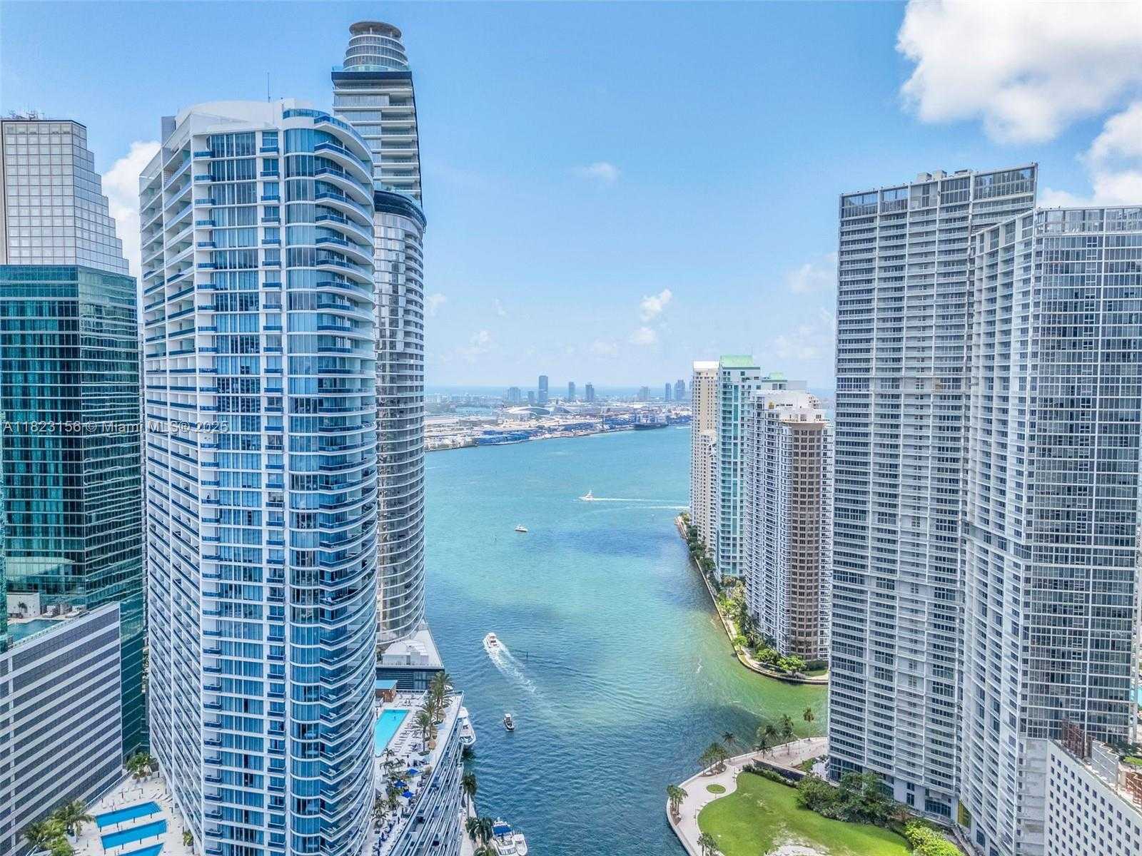 Small Image of 200 BISCAYNE BOULEVARD WAY #302, Miami Number 23