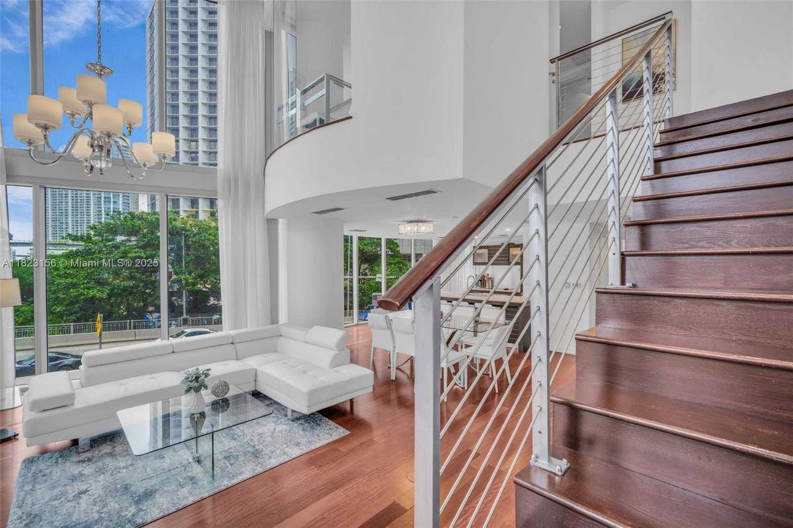 Small Image of 200 BISCAYNE BOULEVARD WAY #302, Miami Number 3