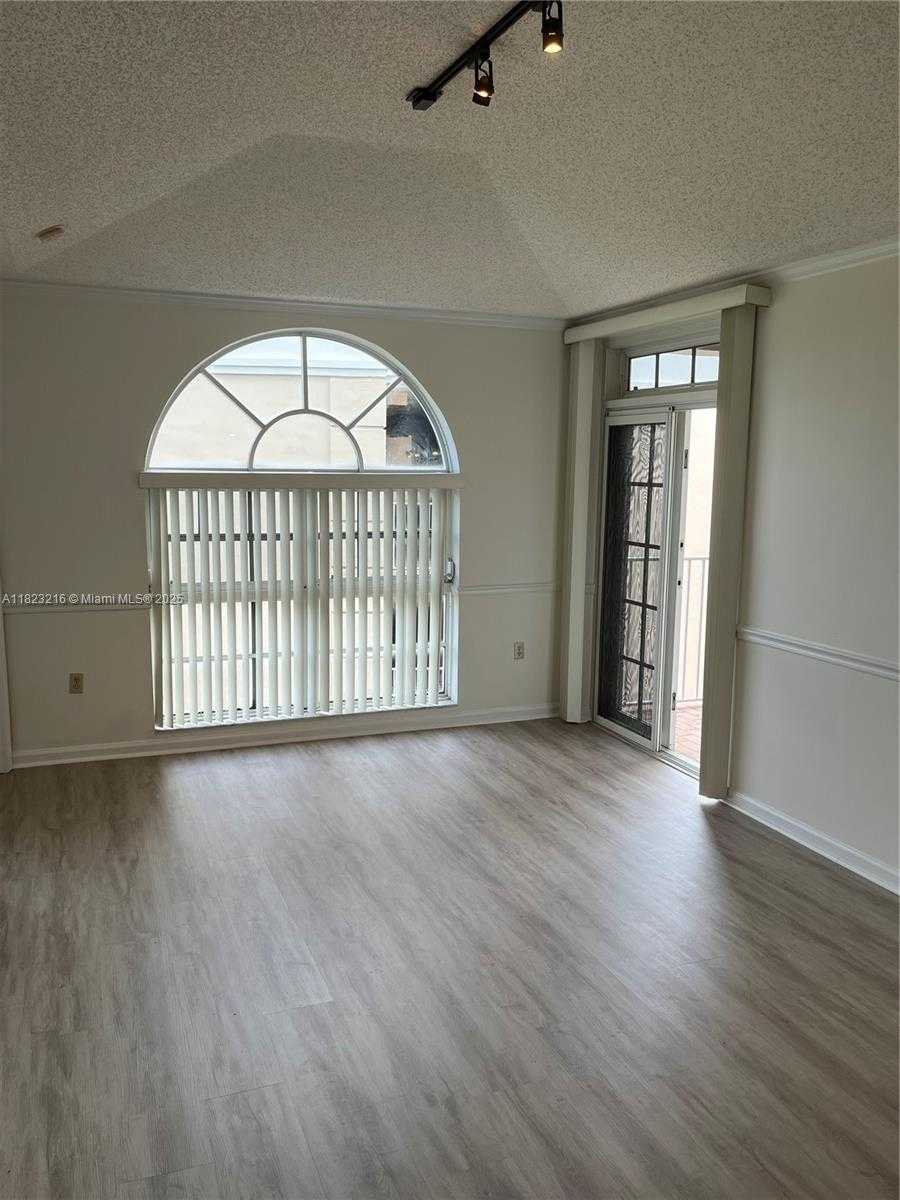 Small Image of 1280 SOUTH ALHAMBRA CIR #2416, Coral Gables Number 10